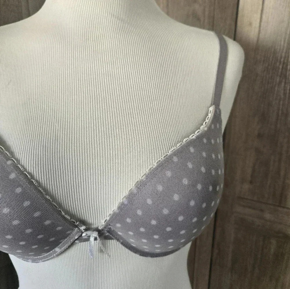 Womens bra 36C - Picture 10 of 16